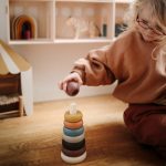 Mushie Gyűrű piramis (Pasztell színek)