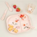 Done by Deer Pohár, L-es méret, Tiny Farm, púder