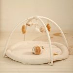 Little Dutch játékhidas játszószőnyeg - Newborn Naturals